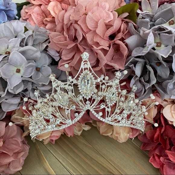 Whimsical Crystal Tiara Necklace & Earring Set main image 13